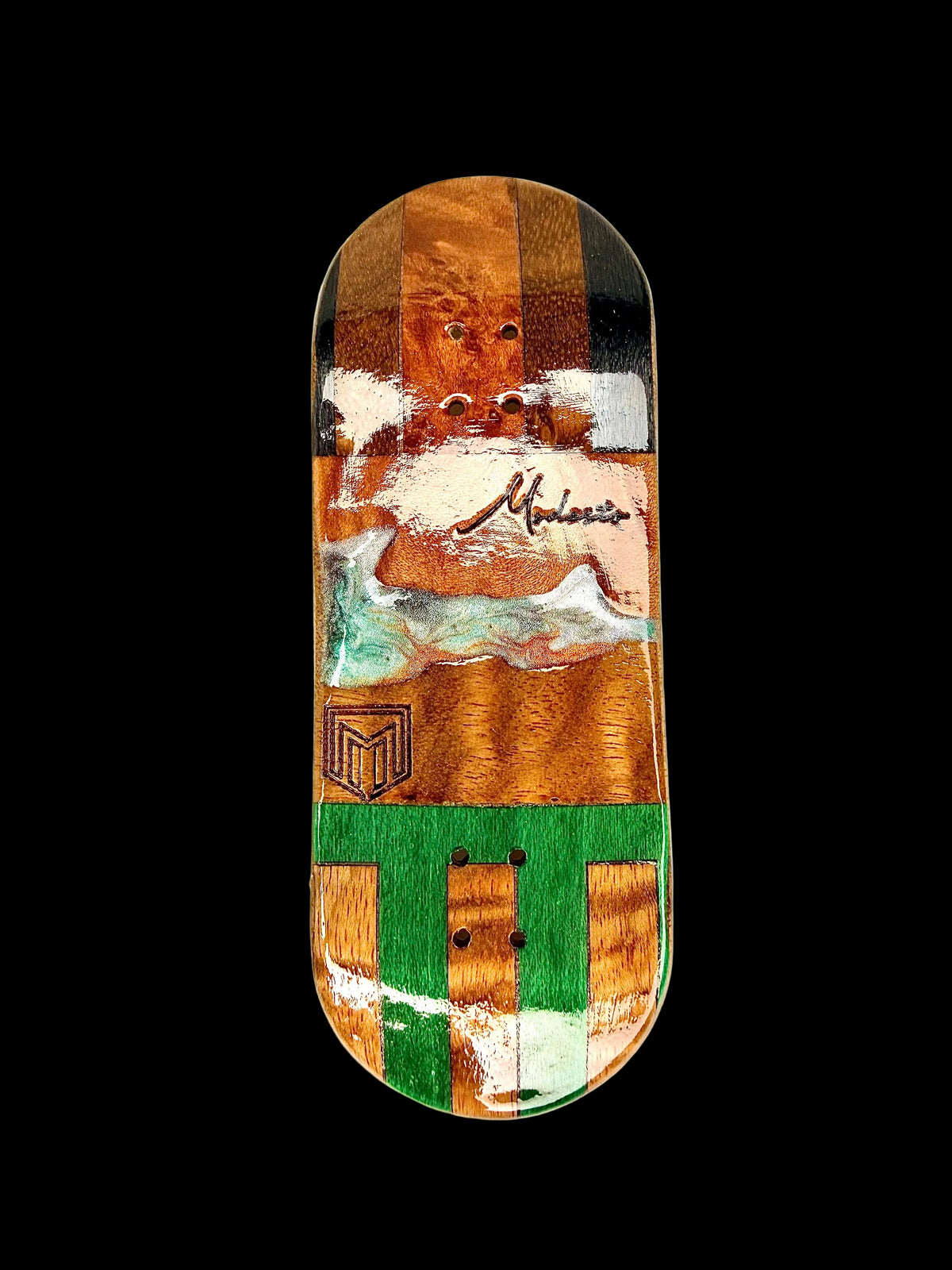 Wave epoxy/ split ply deck